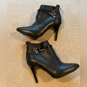 Black Textured Heeled Ankle Boots
